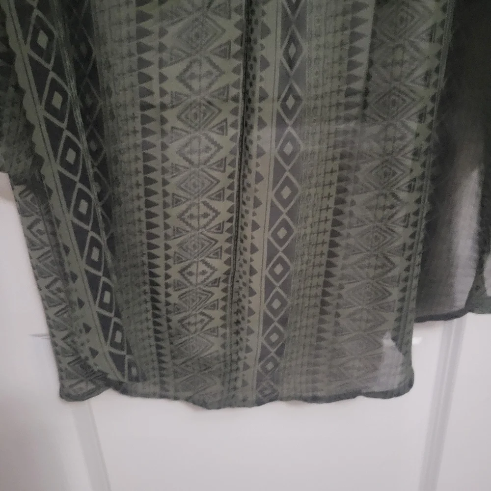 Inis Tribal Geometric High-Low Asymmetrical Skirt Dark Green and Black - Picture 7 of 10